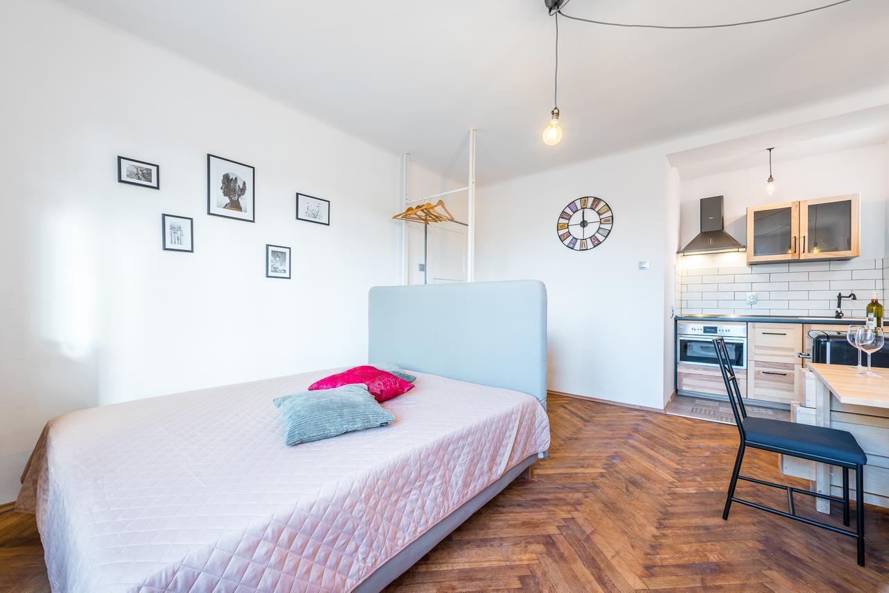 Bellagio Apartment B Прага Экстерьер фото
